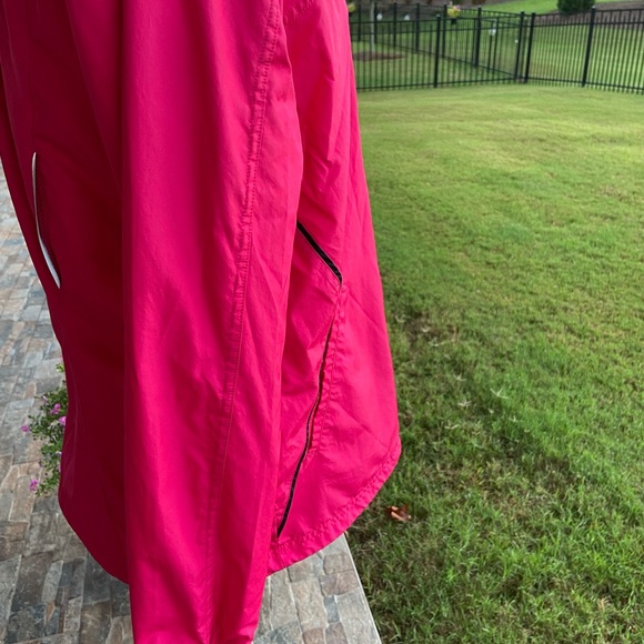 Adidas Women’s Jacket EUC - Picture 5 of 12